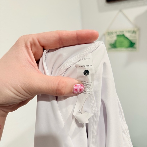 NWOT Goldhinge White Pleated Tennis Skirt Built In Shorts Women’s Size Large - Picture 6 of 6